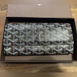 EUC Goyard Goyardine Wallet w/ Box